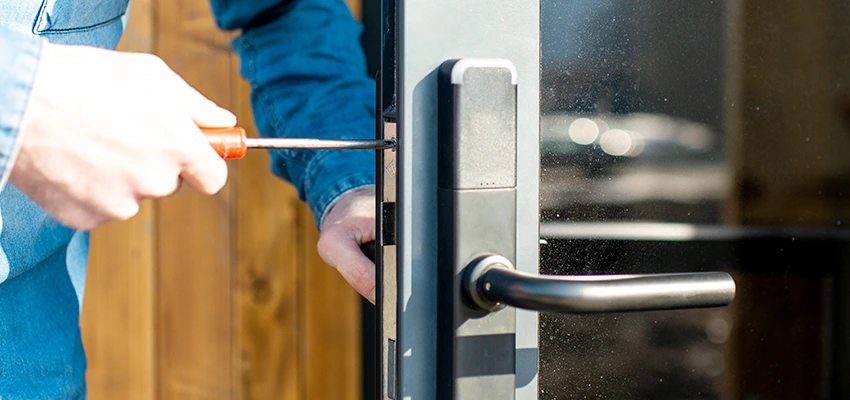 Aluminium Door Lock Replacement in New Rochelle, New York