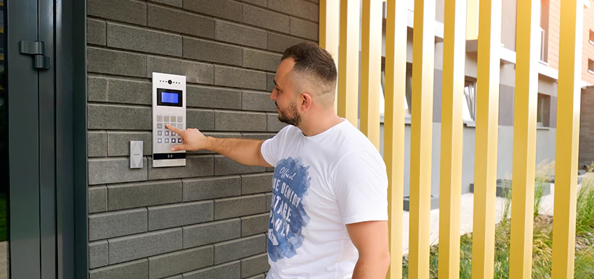 Locksmith Company For Smart Lock System Installation in New Rochelle, New York